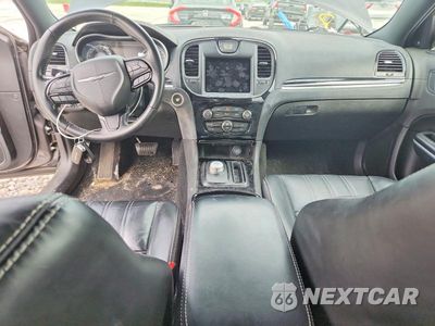 Zdjęcie 8 z 12 samochodu: 2021 CHRYSLER 300 S VIN:2C3CCABG4MH528893 - miniatura