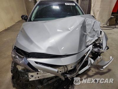 Zdjęcie 11 z 12 samochodu: 2018 TOYOTA CAMRY XSE VIN:4T1B61HK6JU006667 - miniatura