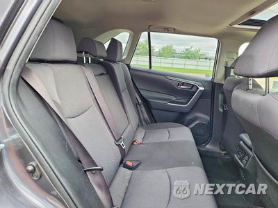 Zdjęcie 11 z 13 samochodu: 2019 TOYOTA RAV4 XLE VIN:JTMP1RFV7KD042289 - miniatura