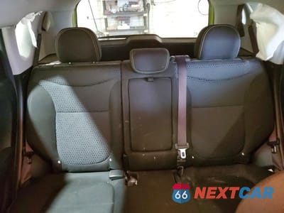 Zdjęcie 10 z 14 samochodu: 2016 KIA SOUL + VIN:KNDJP3A5XG7870951 - miniatura