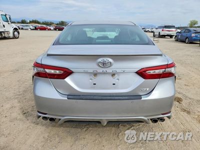 Zdjęcie 6 z 12 samochodu: 2018 TOYOTA CAMRY XSE VIN:4T1B61HK6JU128865 - miniatura