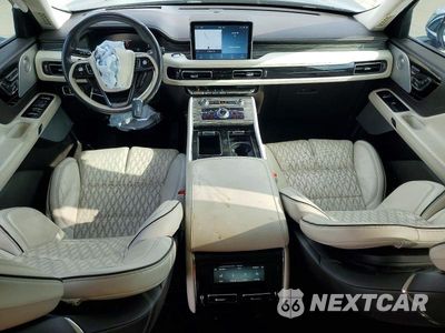 Zdjęcie 8 z 13 samochodu: 2020 LINCOLN AVIATOR BLACK LABEL VIN:5LM5J9XC8LGL35972 - miniatura