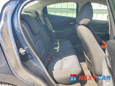 Zdjęcie 10 z 12 samochodu: 2018 TOYOTA YARIS IA BASE VIN:3MYDLBYV7JY312877 - miniatura