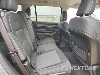 Zdjęcie 11 z 13 samochodu: 2023 JEEP GRAND CHEROKEE L LAREDO VIN:1C4RJKAG1P8865552 - miniatura