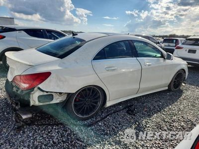 Trzecie zdjęcie samochodu z tyłu: 2015 MERCEDES-BENZ CLA 250 VIN:WDDSJ4EB1FN170912 - miniatura