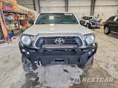 Piąte zdjęcie samochodu w środku: 2013 TOYOTA TACOMA V6 VIN:3TMLU4EN8DM112366 - miniatura