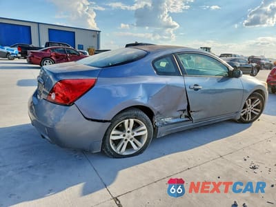 Trzecie zdjęcie samochodu z tyłu: 2010 NISSAN ALTIMA 2.5 S VIN:1N4AL2EP5AC106835 - miniatura
