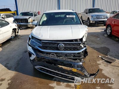 Piąte zdjęcie samochodu w środku: 2023 VOLKSWAGEN TAOS SE VIN:3VVSX7B26PM330567 - miniatura