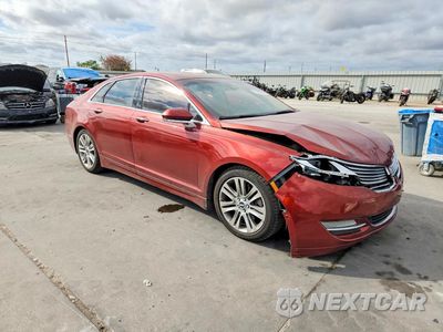 Czwarte zdjęcie samochodu z boku: 2014 LINCOLN MKZ VIN:3LN6L2GK2ER823214 - miniatura