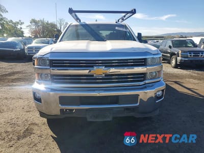 Piąte zdjęcie samochodu w środku: 2015 CHEVROLET SILVERADO K2500 HEAVY DUTY LT VIN:1GC1KVEG7FF651598 - miniatura