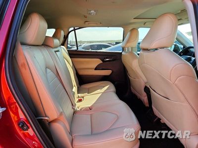 Zdjęcie 11 z 13 samochodu: 2023 TOYOTA HIGHLANDER XLE VIN:5TDKDRAH9PS041773 - miniatura