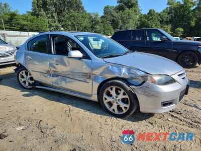 Czwarte zdjęcie samochodu z boku: 2008 MAZDA 3 S VIN:JM1BK324981184820 - miniatura