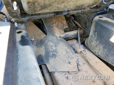 Zdjęcie 7 z 10 samochodu: 2016 KAWASAKI KRF800 H VIN:JKBRFCH11GB500287 - miniatura