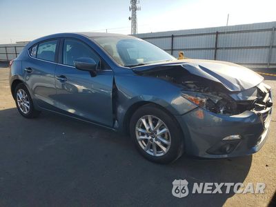 Czwarte zdjęcie samochodu z boku: 2016 MAZDA 3 TOURING VIN:3MZBM1M77GM308345 - miniatura