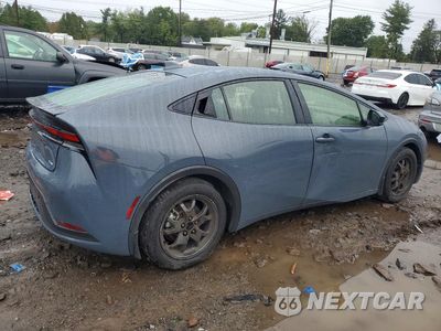 Trzecie zdjęcie samochodu z tyłu: 2024 TOYOTA PRIUS LE VIN:JTDACAAU5R3047149 - miniatura