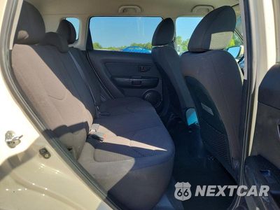 Zdjęcie 10 z 13 samochodu: 2012 KIA SOUL BASE VIN:KNDJT2A57C7430458 - miniatura