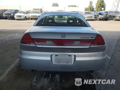 Zdjęcie 6 z 12 samochodu: 2001 HONDA ACCORD LX VIN:1HGCG22401A036370 - miniatura