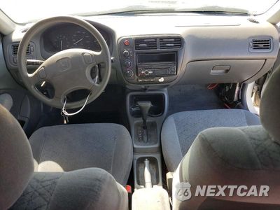 Zdjęcie 8 z 12 samochodu: 2000 HONDA CIVIC EX VIN:1HGEJ8243YL030297 - miniatura