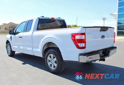 Czwarte zdjęcie samochodu z boku: 2023 FORD F150 SUPER CAB VIN:1FTEX1C8XPKF62964 - miniatura