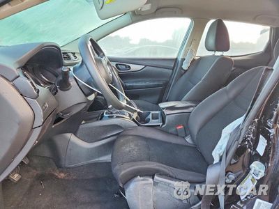 Zdjęcie 7 z 14 samochodu: 2018 NISSAN ROGUE SPORT S VIN:JN1BJ1CPXJW187169 - miniatura