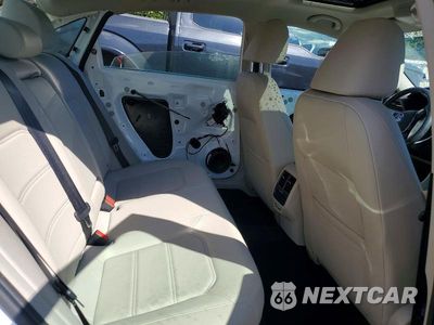 Zdjęcie 10 z 13 samochodu: 2020 VOLKSWAGEN PASSAT SE VIN:1VWWA7A31LC003577 - miniatura