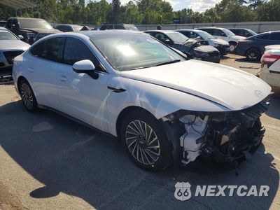 Czwarte zdjęcie samochodu z boku: 2025 HYUNDAI SONATA HYBRID LIMITED VIN:KMHL54JJ5SA125355 - miniatura