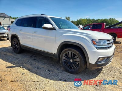Czwarte zdjęcie samochodu z boku: 2018 VOLKSWAGEN ATLAS SEL PREMIUM VIN:1V2NR2CA0JC575581 - miniatura
