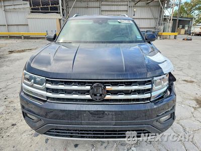Piąte zdjęcie samochodu w środku: 2018 VOLKSWAGEN ATLAS SE VIN:1V2DR2CA4JC530963 - miniatura