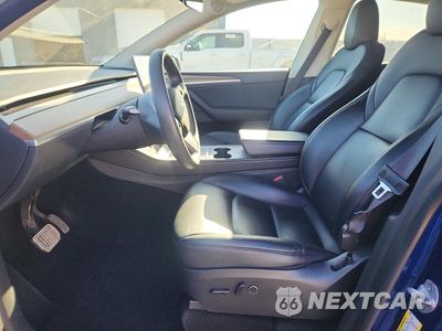 Zdjęcie 7 z 12 samochodu: 2023 TESLA MODEL Y VIN:7SAYGDEE1PF752461 - miniatura