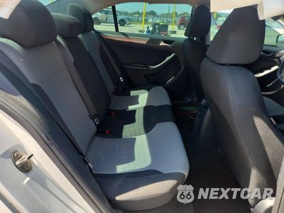 Zdjęcie 10 z 12 samochodu: 2018 VOLKSWAGEN JETTA S VIN:3VW2B7AJ6JM257517 - miniatura
