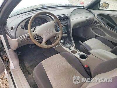 Zdjęcie 8 z 12 samochodu: 2002 FORD MUSTANG VIN:1FAFP40452F126277 - miniatura