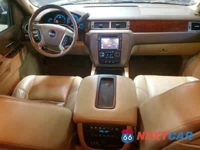 Zdjęcie 8 z 13 samochodu: 2012 GMC YUKON XL K1500 SLT VIN:1GKS2KE78CR110352 - miniatura