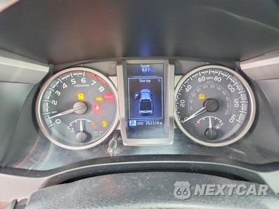 Zdjęcie 9 z 12 samochodu: 2020 TOYOTA TACOMA SR5 V6 VIN:3TMCZ5AN1LM323517 - miniatura