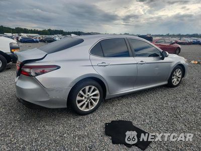 Trzecie zdjęcie samochodu z tyłu: 2022 TOYOTA CAMRY LE VIN:4T1C11AK4NU638179 - miniatura