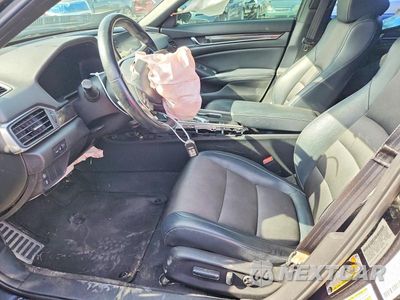 Zdjęcie 7 z 13 samochodu: 2018 HONDA ACCORD SPORT VIN:1HGCV2F36JA035862 - miniatura