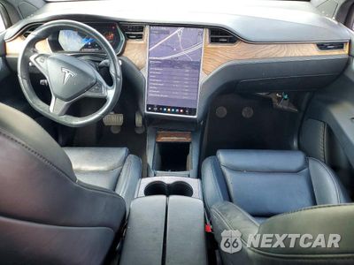 Zdjęcie 8 z 13 samochodu: 2020 TESLA MODEL X VIN:5YJXCBE23LF231072 - miniatura