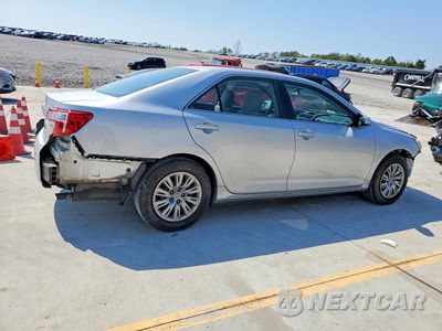 Trzecie zdjęcie samochodu z tyłu: 2012 TOYOTA CAMRY LE VIN:4T1BF1FK8CU001797 - miniatura