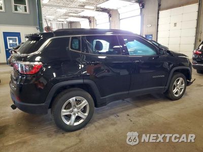 Trzecie zdjęcie samochodu z tyłu: 2024 JEEP COMPASS LATITUDE VIN:3C4NJDBN7RT608083 - miniatura