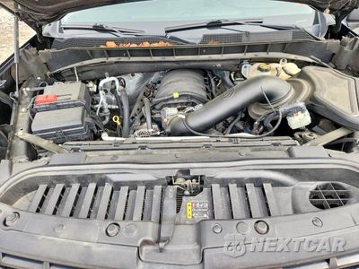 Zdjęcie 11 z 12 samochodu: 2020 CHEVROLET SILVERADO K1500 RST VIN:1GCUYEEL1LZ309955 - miniatura