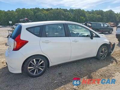 Trzecie zdjęcie samochodu z tyłu: 2017 NISSAN VERSA NOTE SL VIN:3N1CE2CP1HL367106 - miniatura