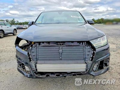 Piąte zdjęcie samochodu w środku: 2017 AUDI Q7 PREMIUM PLUS VIN:WA1LAAF77HD059856 - miniatura