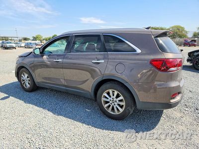 Drugie zdjęcie samochodu z przodu: 2019 KIA SORENTO LX VIN:5XYPG4A35KG439492 - miniatura