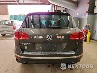 Zdjęcie 6 z 13 samochodu: 2016 VOLKSWAGEN TOUAREG SPORT VIN:WVGEF9BP9GD011628 - miniatura