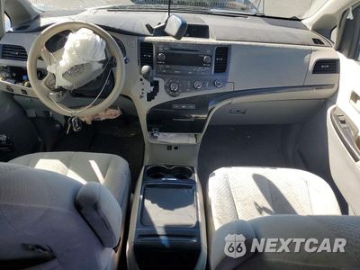 Zdjęcie 8 z 13 samochodu: 2011 TOYOTA SIENNA LE VIN:5TDKK3DC1BS018726 - miniatura