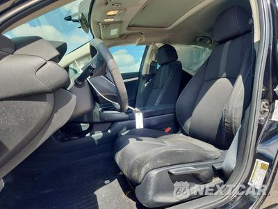 Zdjęcie 7 z 12 samochodu: 2016 HONDA CIVIC VIN:19XFC2F77GE249513 - miniatura