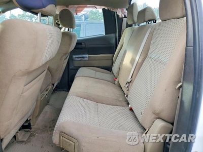 Zdjęcie 10 z 12 samochodu: 2008 TOYOTA TUNDRA VIN:5TFCV54138X005596 - miniatura
