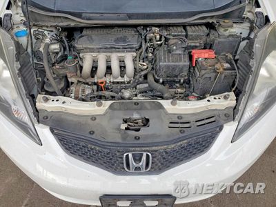 Zdjęcie 11 z 12 samochodu: 2013 HONDA FIT LX VIN:JHMGE8H37DC078131 - miniatura