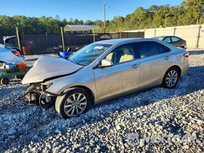 2017 TOYOTA CAMRY XLE 4T1BF1FK0HU698079 - główne zdjęcie licytacji z USA - miniatura
