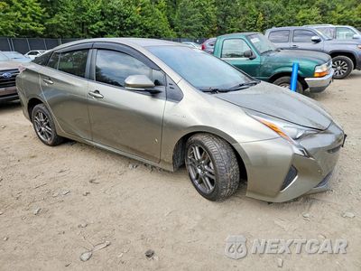 Czwarte zdjęcie samochodu z boku: 2017 TOYOTA PRIUS TWO VIN:JTDKBRFU8H3026258 - miniatura