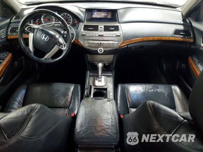Zdjęcie 8 z 12 samochodu: 2011 HONDA ACCORD EXL VIN:5KBCP3F8XBB002867 - miniatura